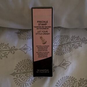 Freckle Stamp - Natural Brown